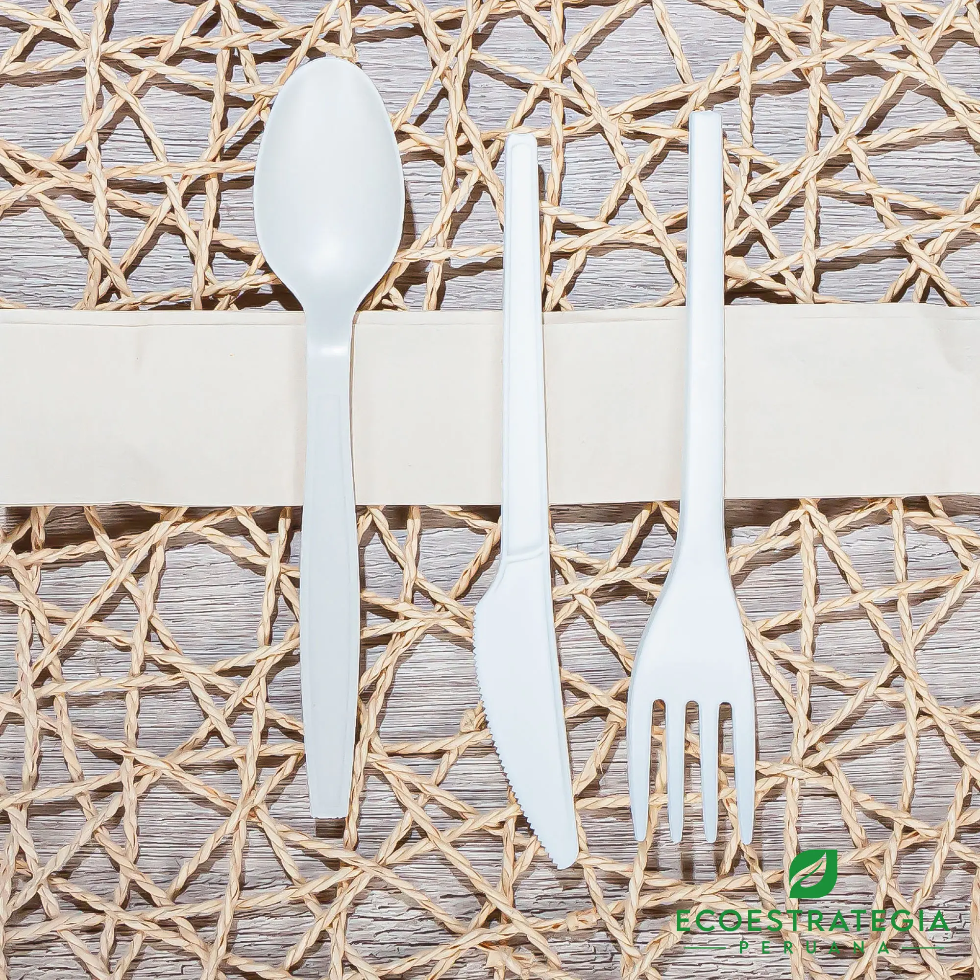 Cuchillo compostable 100% natural, sin plástico, de 15 cm. Ideal para negocios ecoamigables.